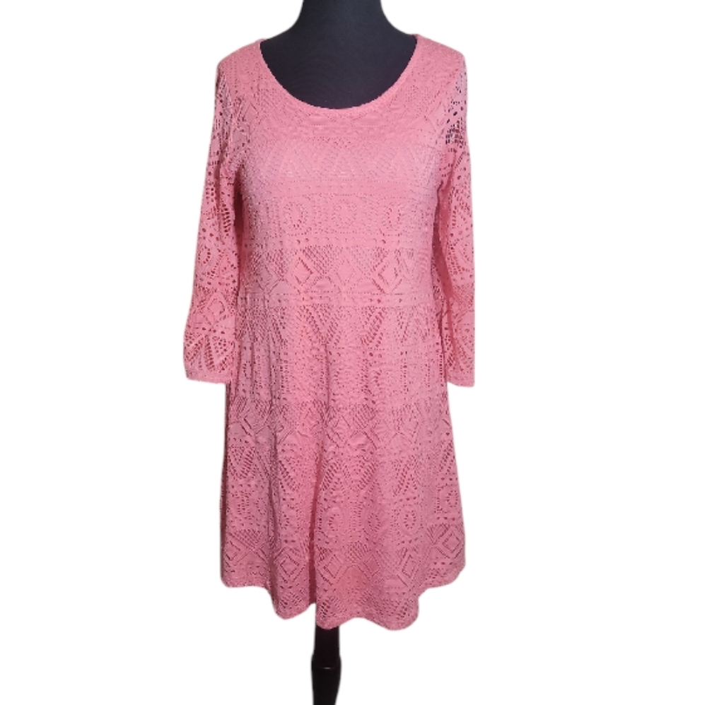 12pm by Mon Ami medium orange lace shift dress scoop neck geometric crochet